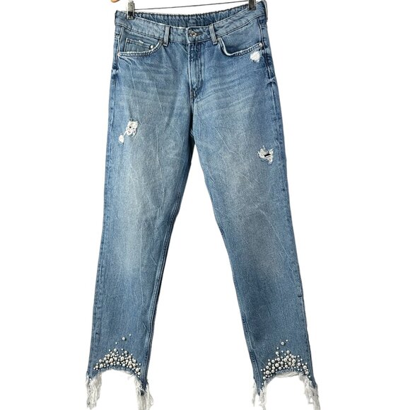 Cropped Slim Distressed Jeans with Pearl Detailing - Picture 1 of 6